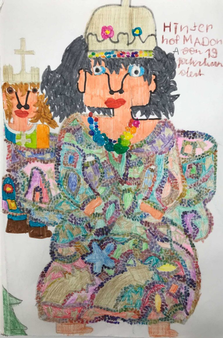Suzanne Dixon, Hinterhofmadonna