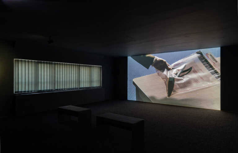 Jordan Strafer, LOOPHOLE, installation view, Secession 2023, photo: Oliver Ottenschläger.