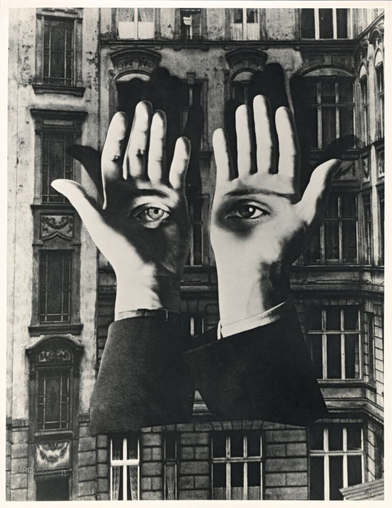 Herbert Bayer, The Lonely Metropolitan, 1973 (1936) (c) Bildrecht, Wien 2022
