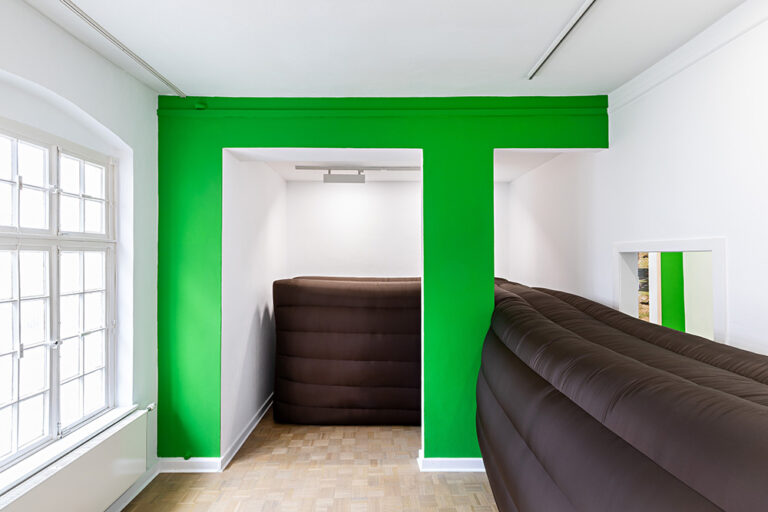 SoiL Thornton, Decomposition Evaluation, 2022, installation view, Kunstverein Bielefeld, photo: Fred Dott
