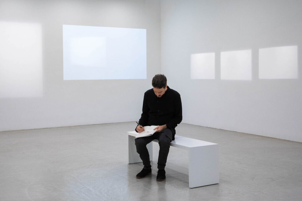 Foto: 
Michael Huber in Kunsthalle Krems in der Ausstellung Perrine Lacroix 