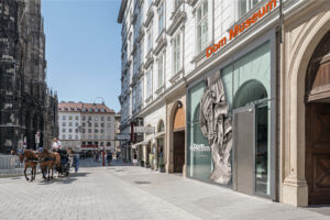 Die Fassade des Dom Museum Wien am Stephansplatz. Foto: Hertha Hurnaus